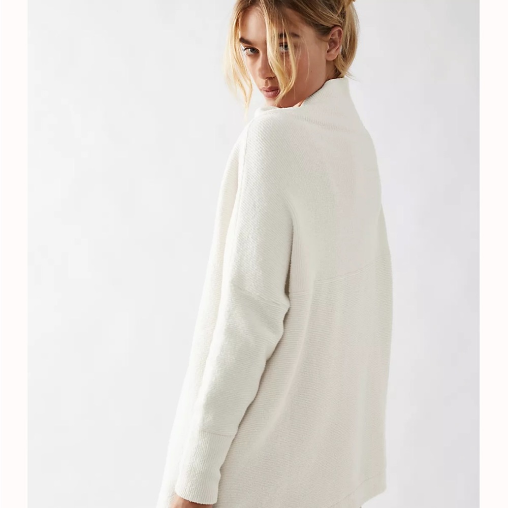 Free People Ottoman Slouchy tunic size small in Ecru